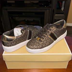 Michael Kors - Never worn 7.5M Brown